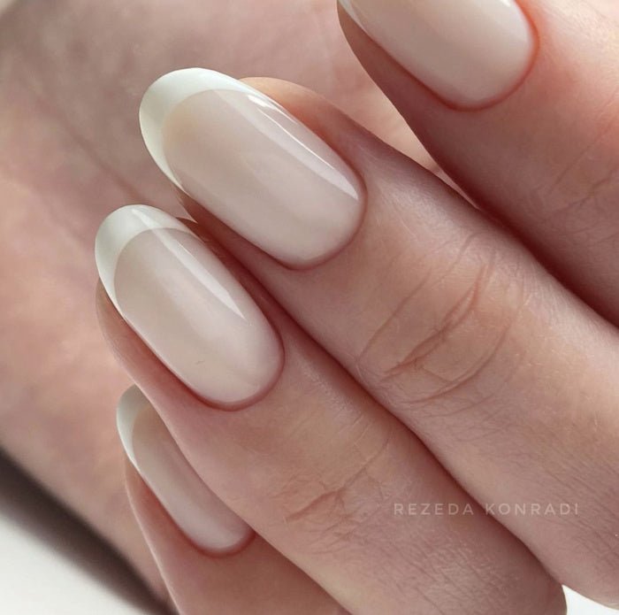 DARK PRO BASE 02, 15ML - LEST NAILS